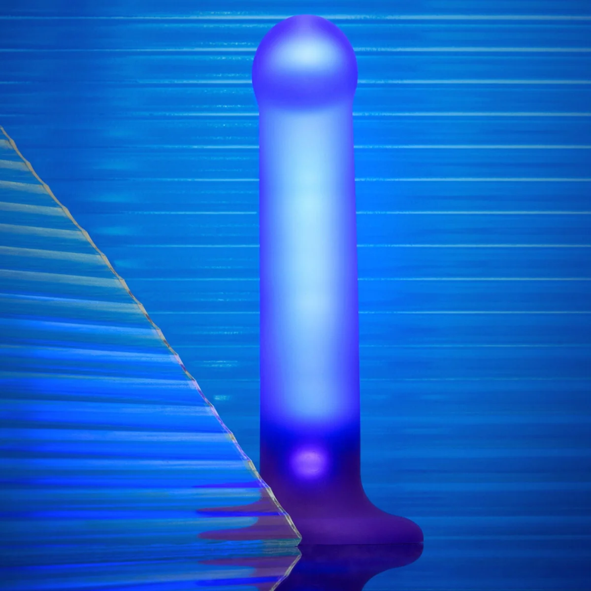GLOW-LED DILDO PURPLE - M – Image 5