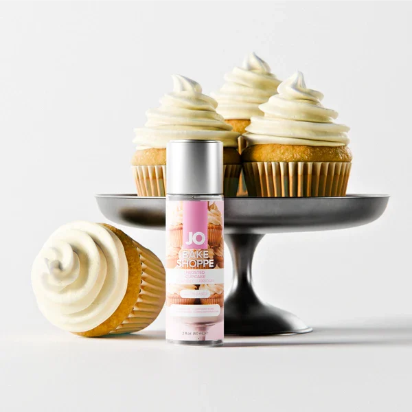 JO Bake Shoppe - Frosted Cupcake - Lubricant 2 floz / 60 mL