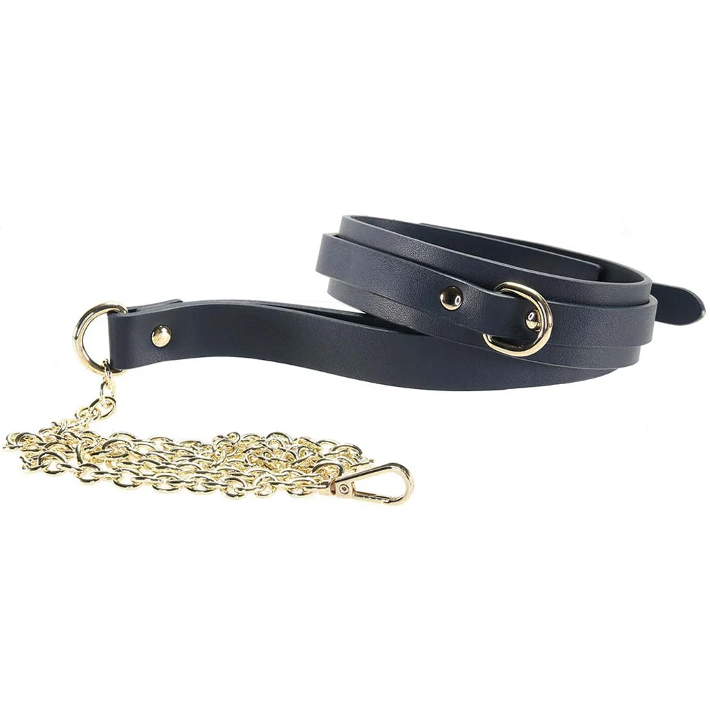 Bondage Couture Collar & Leash - Image 3