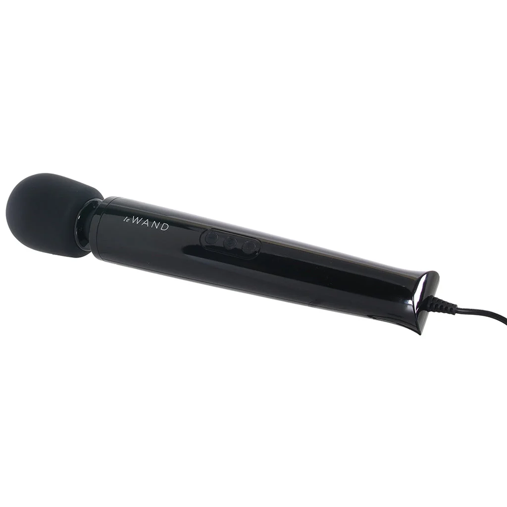 Le Wand Plug-In Massager in Black - Image 5