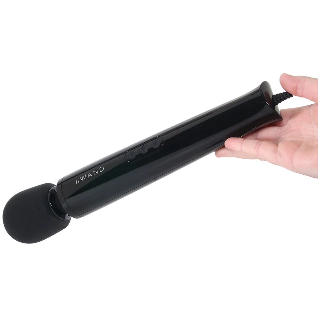Le Wand Plug-In Massager in Black - Image 4