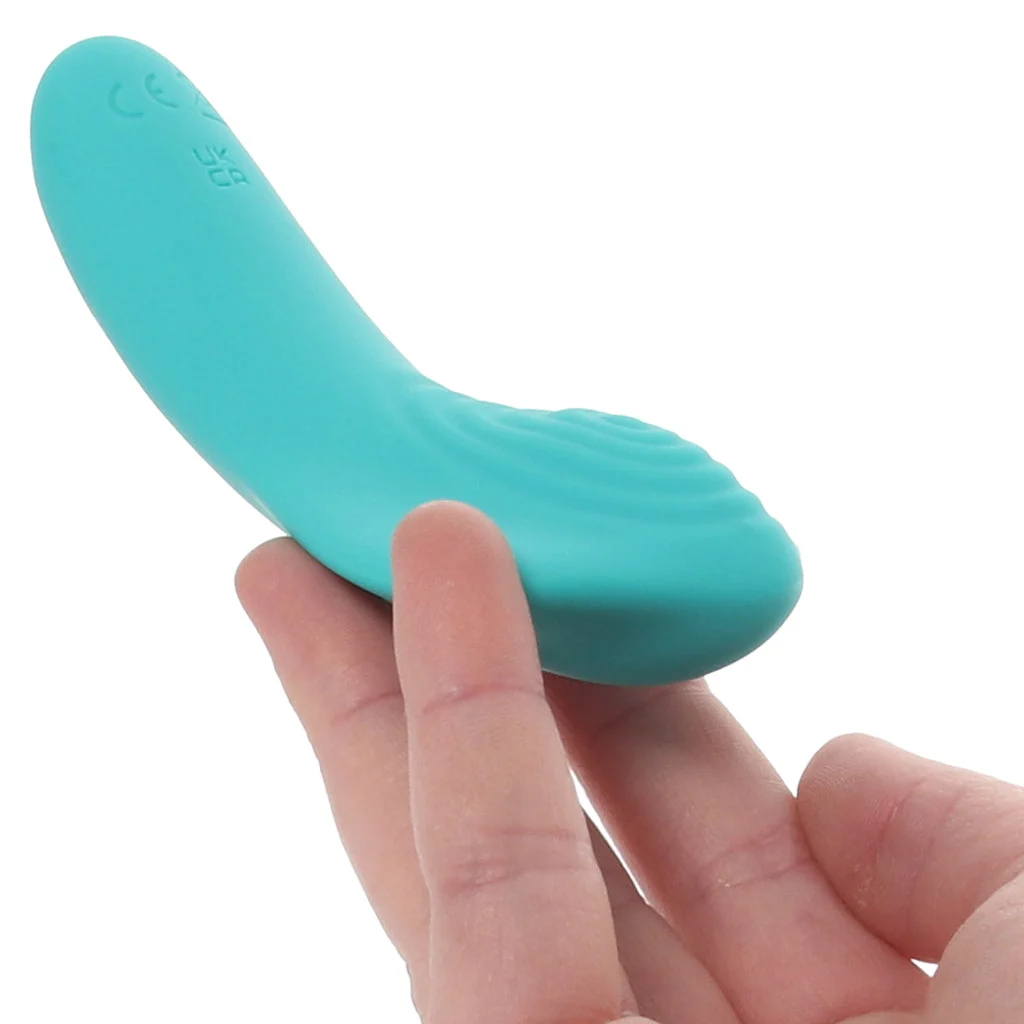 Slay Pleaser Clitoral Stimulator in Teal - Image 4