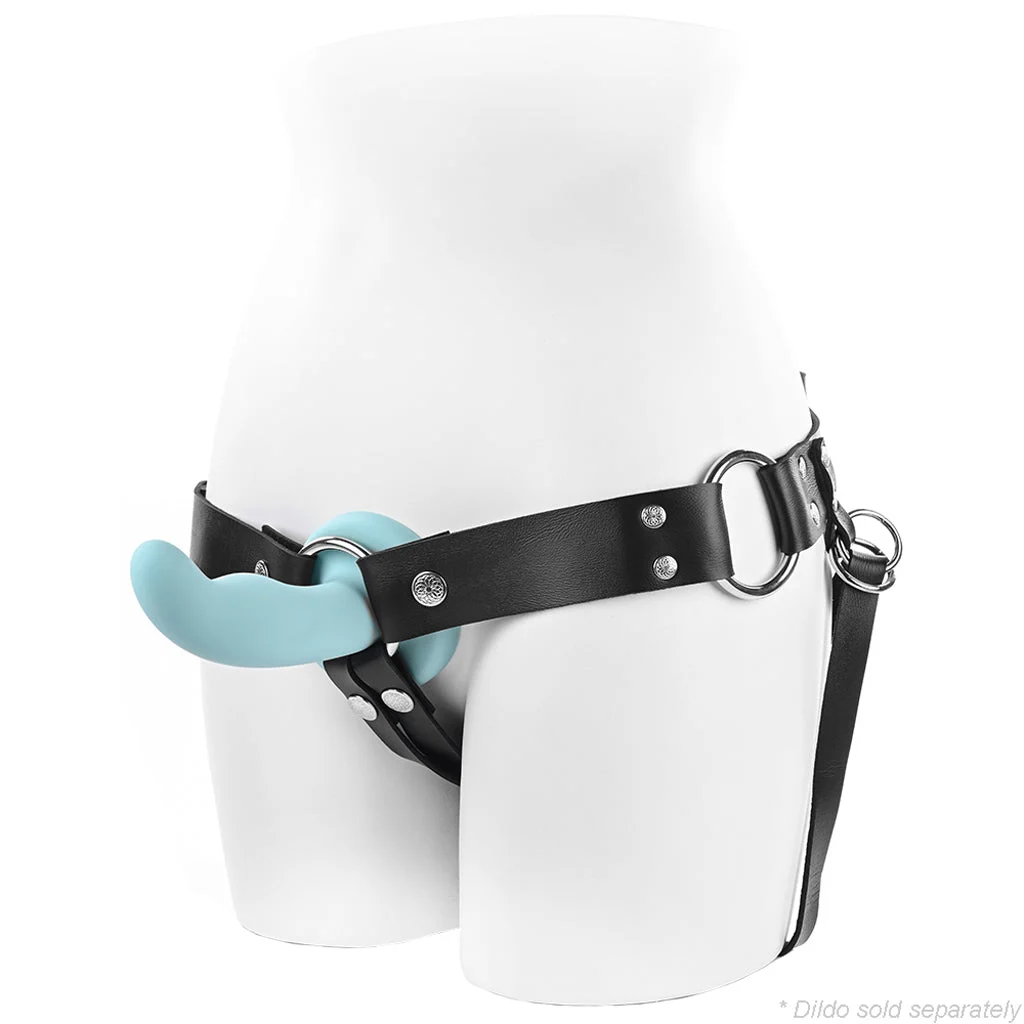 Montero Strap On - Image 2